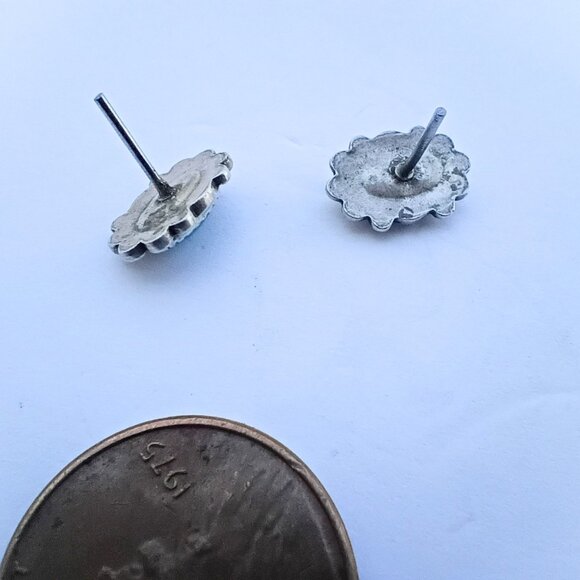 Gorgeous Vintage Turquoise and Silver Navajo Earrings - Picture 2 of 5